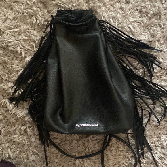 Victoria’s Secret black fringed backpack ***SALE*** 🛍🙌🏽 - Picture 5 of 7